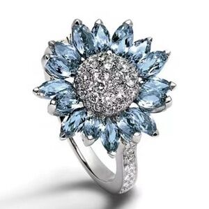 **HALINA* Silver x Blue Flower Fashion Ring Size 9